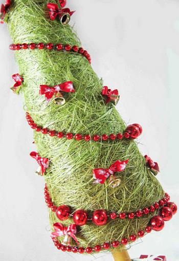 Christmas tree favors