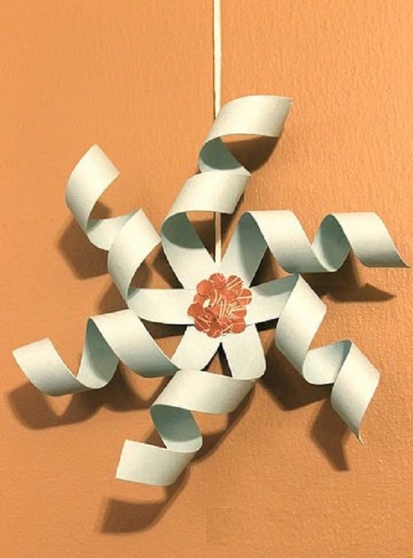 Beautiful snowflakes for the New Year of 2017 with their own hands of paper - diagrams and photos in stages. Master classes for children on large snowflakes in origami technique