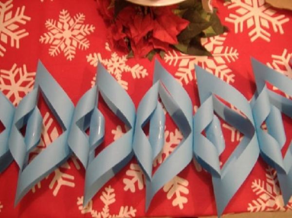 Beautiful snowflakes for the New Year of 2017 with their own hands of paper - diagrams and photos in stages. Master classes for children on large snowflakes in origami technique