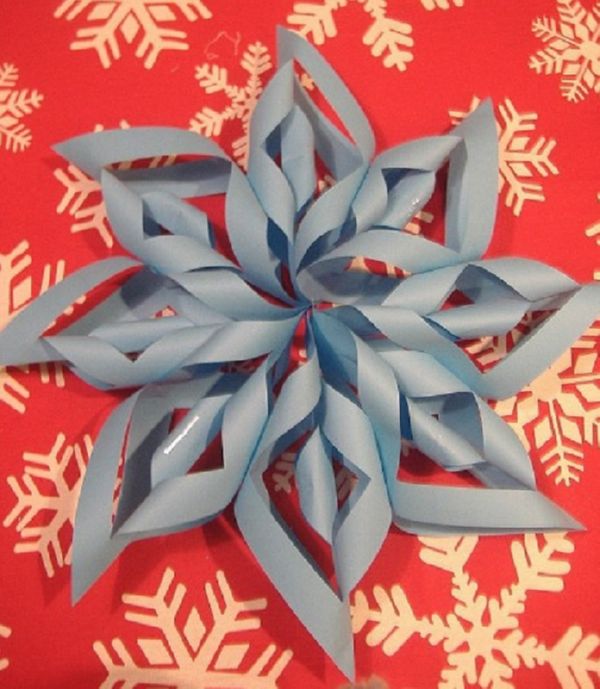 Beautiful snowflakes for the New Year of 2017 with their own hands of paper - diagrams and photos in stages. Master classes for children on large snowflakes in origami technique