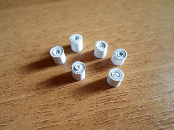 Beautiful snowflakes for the New Year of 2017 with their own hands of paper - diagrams and photos in stages. Master classes for children on large snowflakes in origami technique