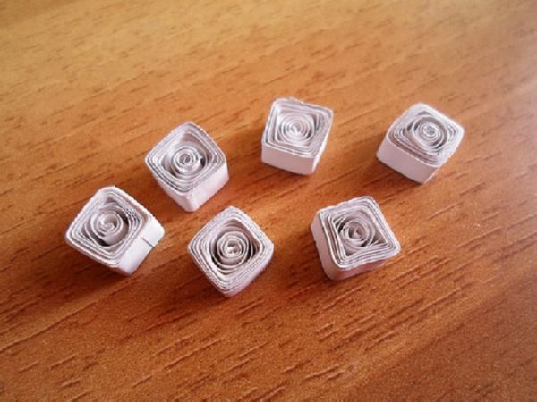 Beautiful snowflakes for the New Year of 2017 with their own hands of paper - diagrams and photos in stages. Master classes for children on large snowflakes in origami technique