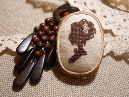 How to make a brooch with a cameo