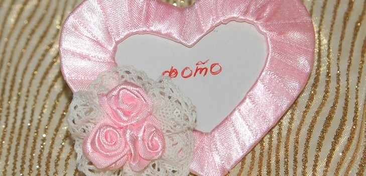 We prepare an original gift for my mother