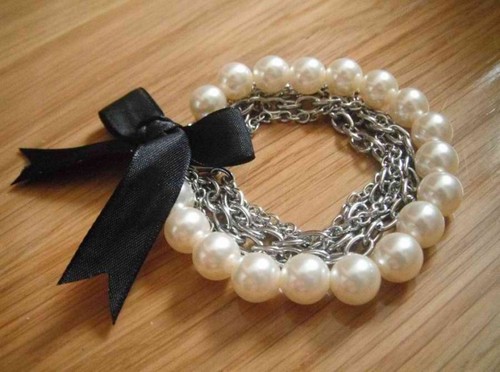 We prepare an original gift for my mother