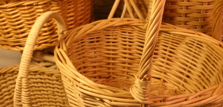 Weave baskets step by step