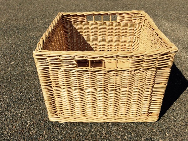 Weave baskets step by step