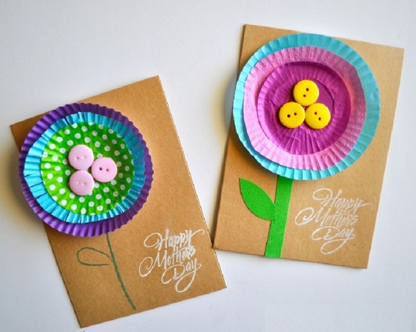 Postcard for Mother's Day with own hands, master classes with photos for kindergarten and 1-3 grades