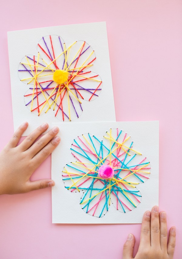 Postcard for Mother's Day with own hands, master classes with photos for kindergarten and 1-3 grades