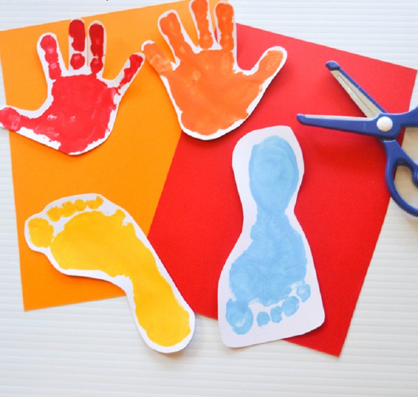 Postcard for Mother's Day with own hands, master classes with photos for kindergarten and 1-3 grades