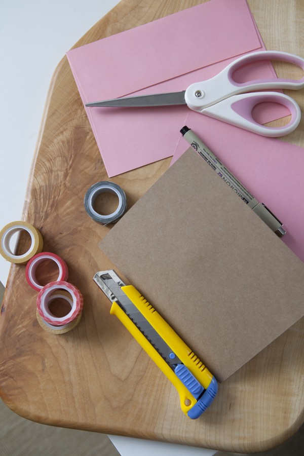 Postcard for Mother's Day with own hands, master classes with photos for kindergarten and 1-3 grades