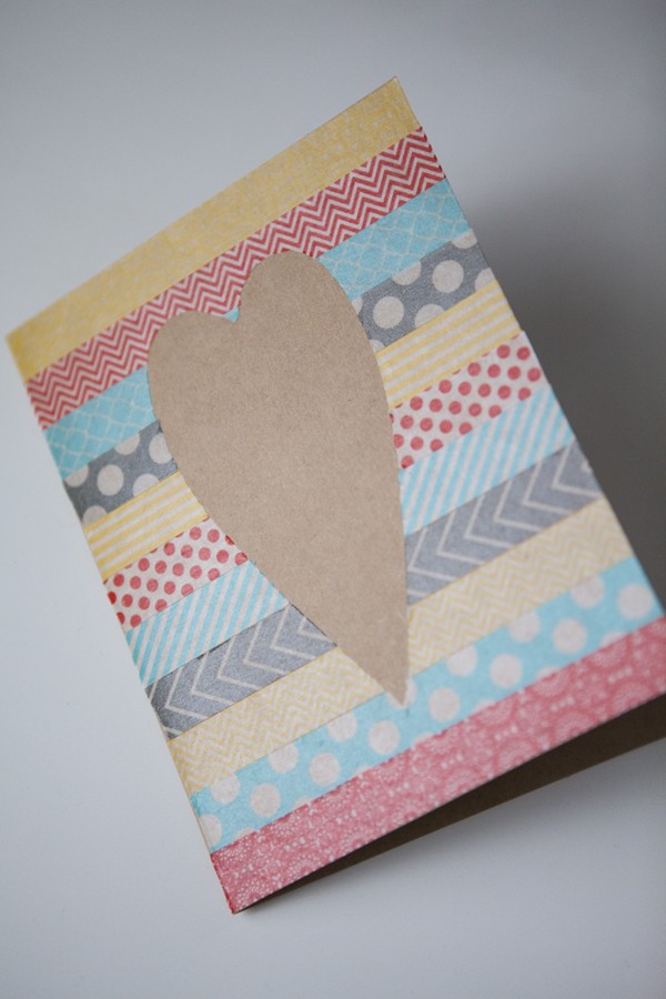 Postcard for Mother's Day with own hands, master classes with photos for kindergarten and 1-3 grades