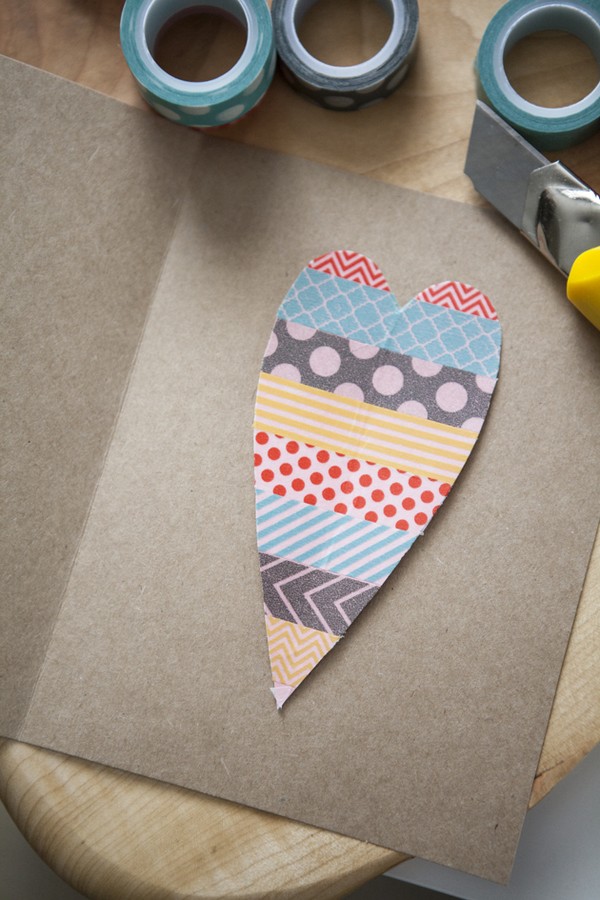 Postcard for Mother's Day with own hands, master classes with photos for kindergarten and 1-3 grades