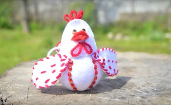 Rooster with his own hands