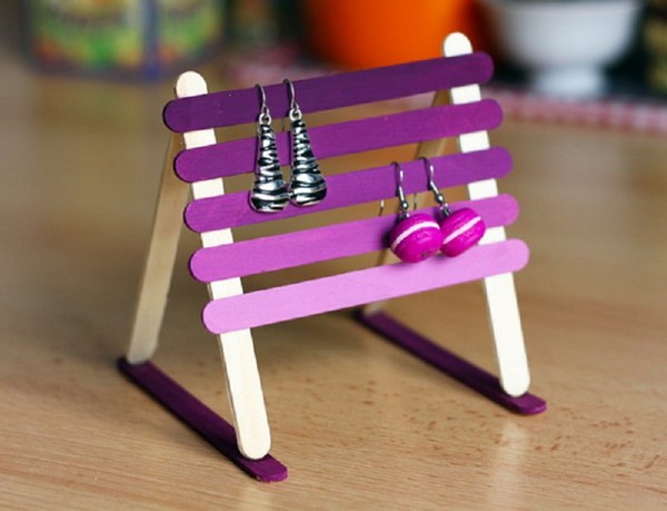 Gift for Mother's Day with own hands - master classes for kindergarten and primary school