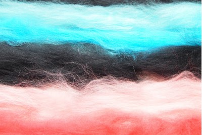 A gift for the New Year with their own hands: felting a purse, a master class with a photo
