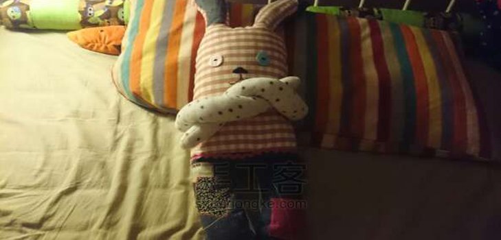 Soft toy bunny with your own hands
