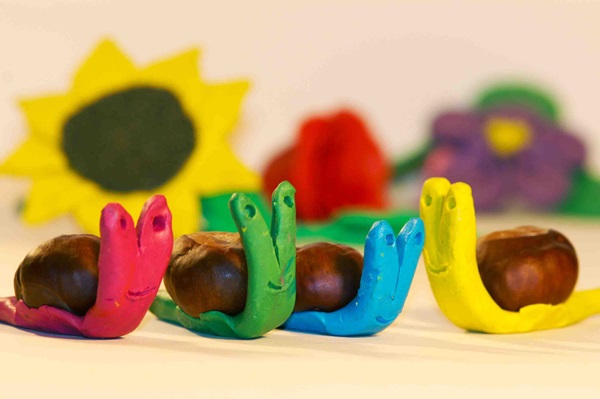 Crafts from chestnuts on the theme of Autumn
