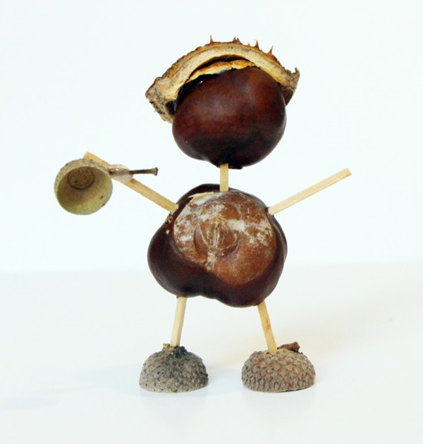 Crafts from chestnuts on the theme of Autumn