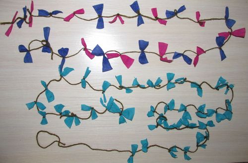 Crafts on March 8 in the kindergarten with their own hands: master classes with photos. Paper flowers: light crafts