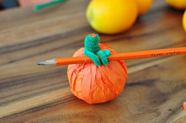 Crafts for children on Halloween
