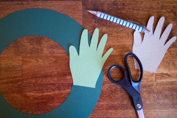 Crafts for the New Year 2017 with their own hands, master classes - from paper and materials to the kindergarten and school