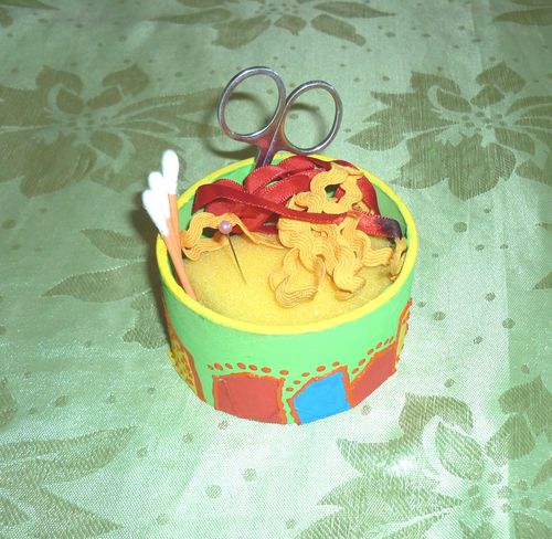 Crafts in elementary school by March 8 for moms and grandmothers. Master classes with photos of children's crafts on March 8