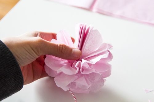 How to make pom-poms from paper