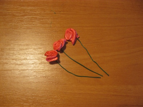 Original invitations to the wedding with their own hands