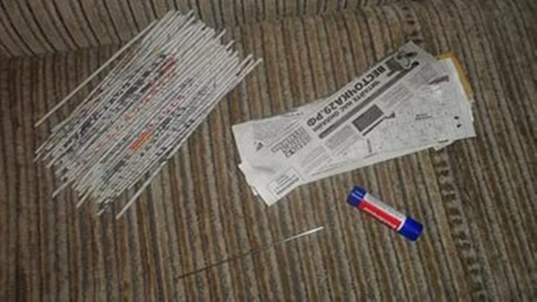 Baskets from cocktail tubes and newspapers