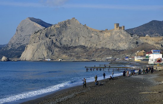 Fish big and small: the best places for fishing in Crimea