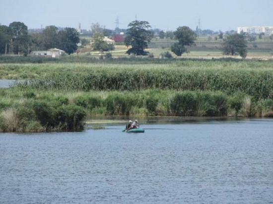 Fish big and small: the best places for fishing in Crimea