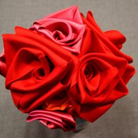 Roses from ribbons with their own hands Roses from ribbons with their own hands