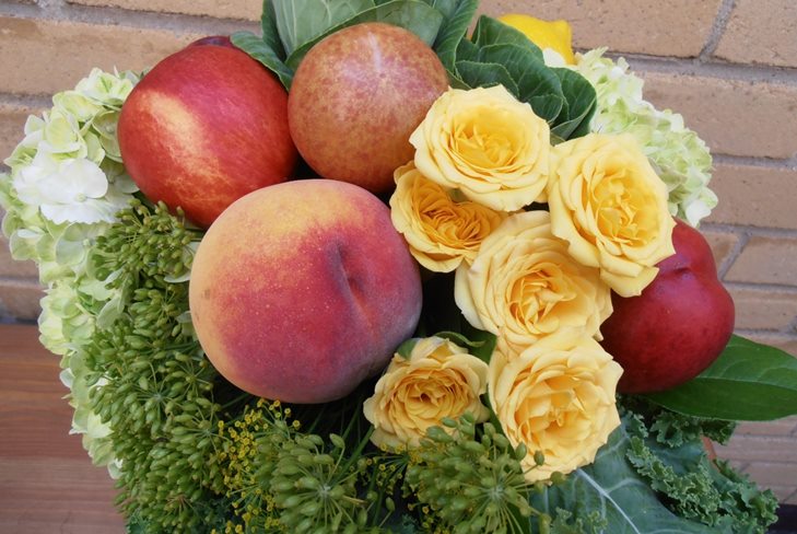 Himself a florist: 5 autumn bouquets with vegetables and fruits