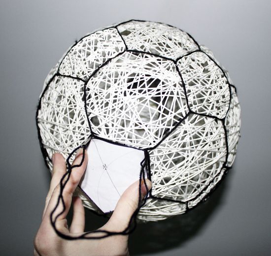 Lamp ball with your hands