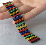 Techniques of weaving with beads Techniques of weaving with beads