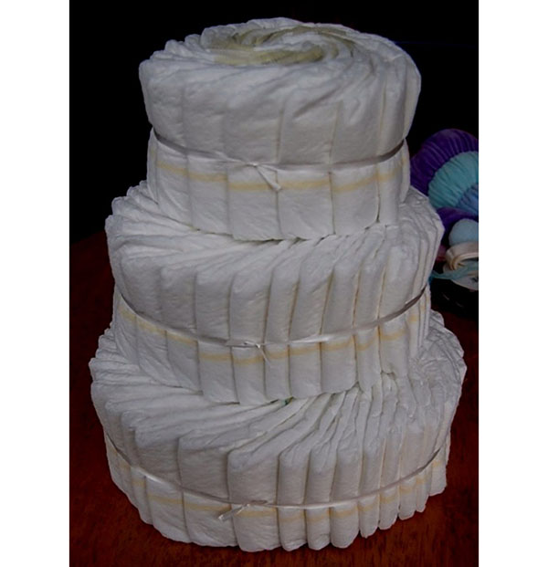 How to make a cake from diapers yourself