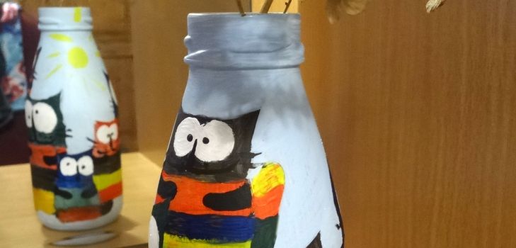How to make a vase from a bottle