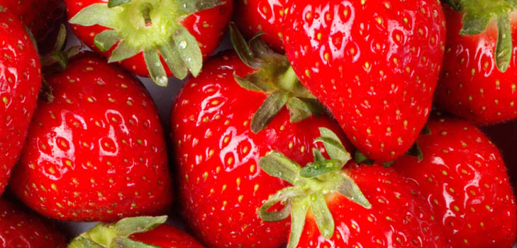 Grow strawberries and strawberries on the windowsill