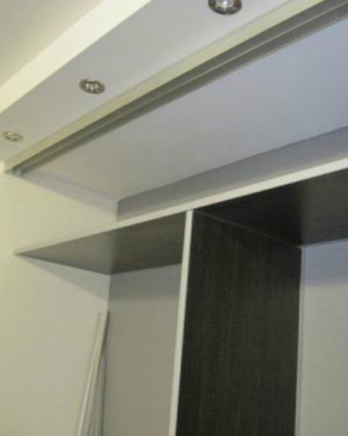 Built-in wardrobe with own hands