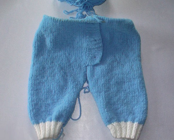 How to tie a newborn's overalls: charts and step-by-step instructions
