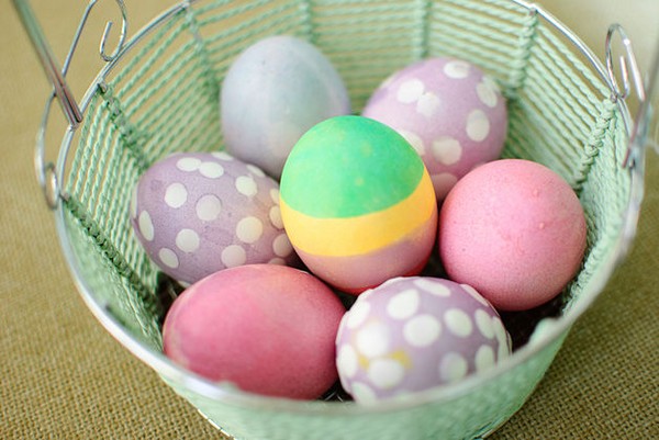 How to decorate eggs for Easter with your own hands - interesting master classes with photos