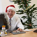How to decorate the office for the New Year How to decorate the office for the New Year