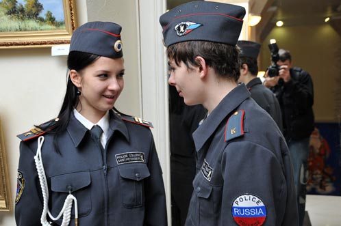 How to get a job in the police?