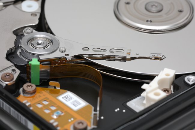 How to connect a second hard drive