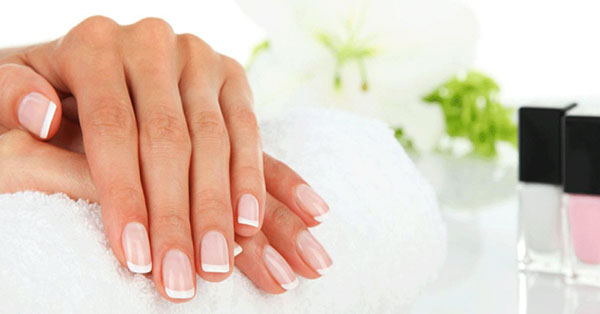 Black, red, gold: what the color of the manicure says about you