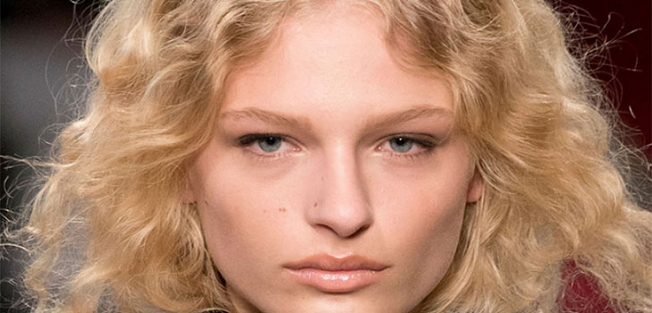 Curly & Chic: how to wear curls this fall