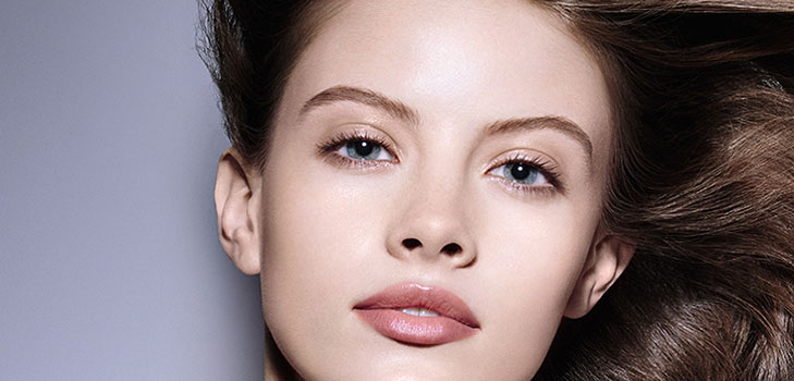 Effective make-up on March 8: Secrets of Chanel