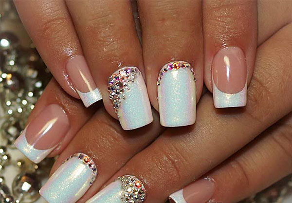 Glitter and Swarovski stones as a trend of the winter manicure 2016-2017