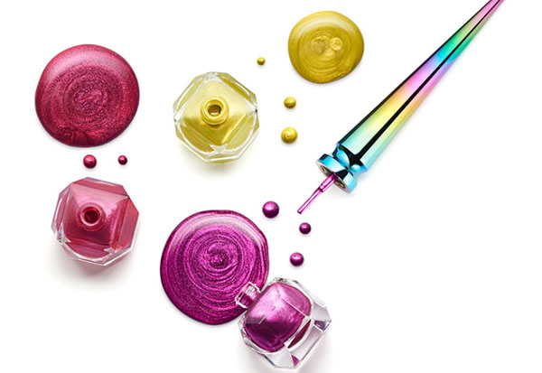 Gloss, metallic and rainbow: a collection of varnishes Christian Louboutin Loubichrome